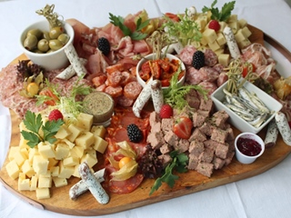 Aperitiefschotel van het huis (8 à 10 pers.)